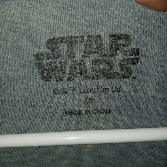 WALT DISNEY WORLD NWT STAR WARS DARTH VADER HELMET WOMENS KIDS GREY SHIRT SZ XS - Picture 3 of 4